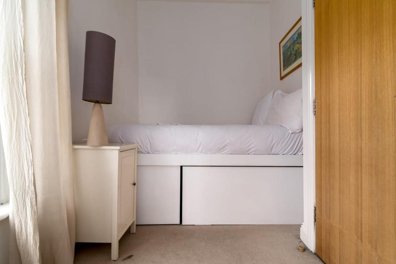 Guestready - Bright 1Br Home Near Arsenal Stadium Wbalcony London Eksteriør billede